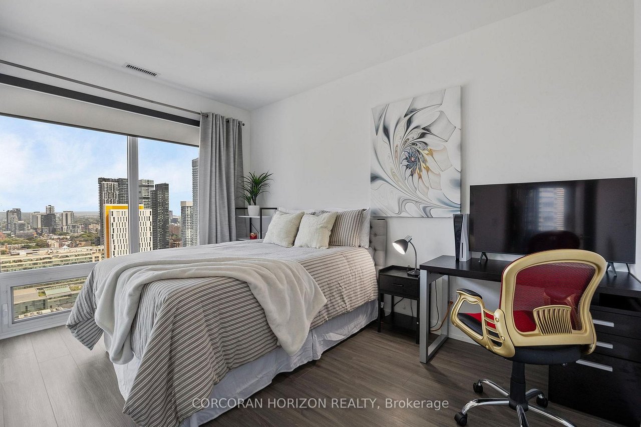 DOWNTOWN MODERN CHARM