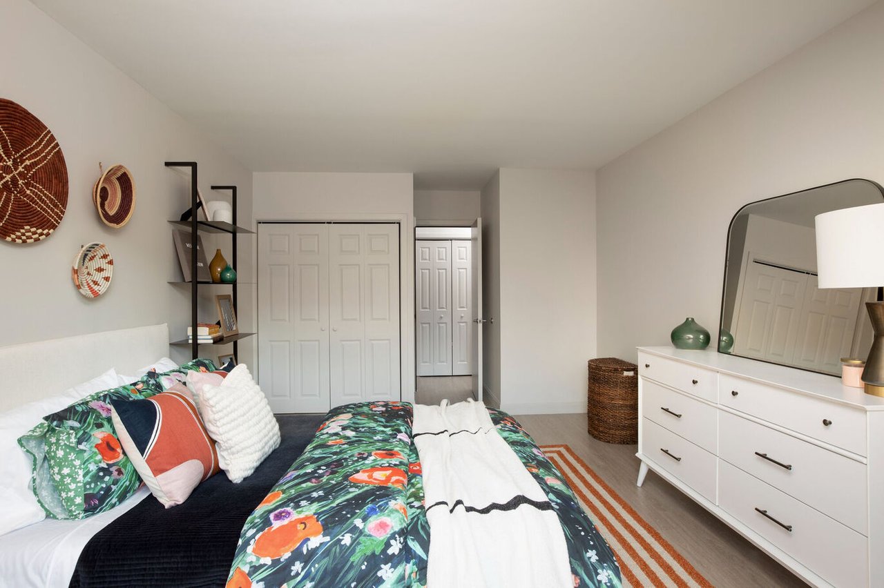 75 Saint Alphonsus St., #1110