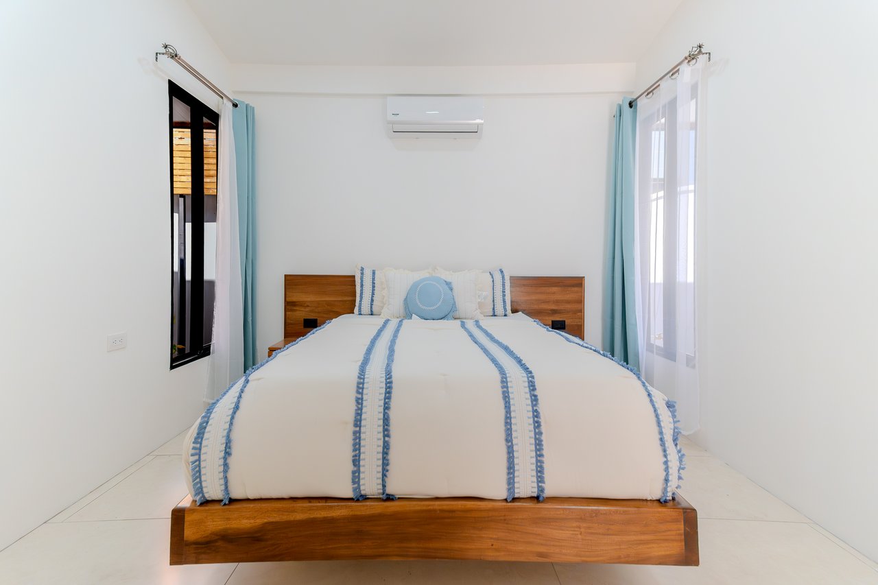 Location,Location, Location – 3-Bedroom Villa Steps from the Beach