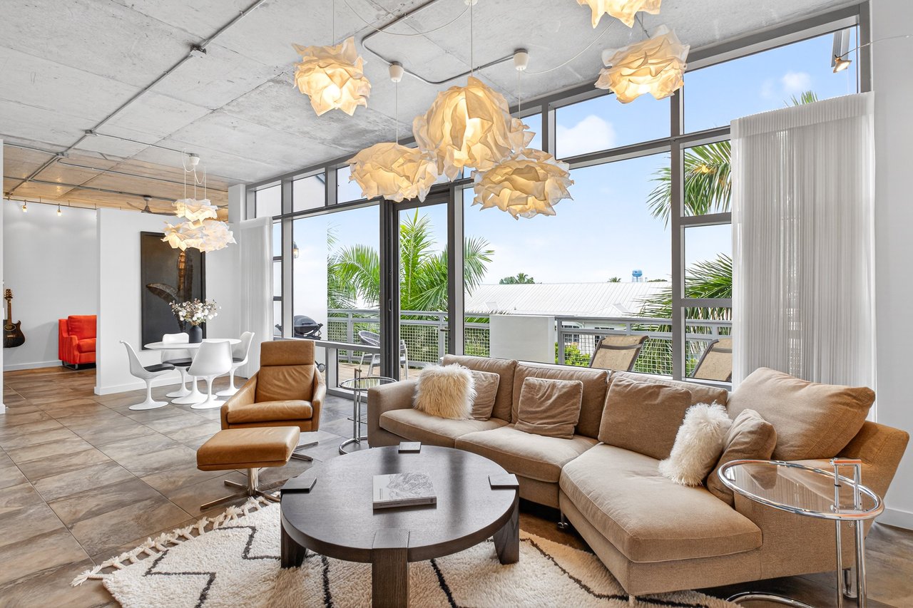 365 SE 6th Avenue 404