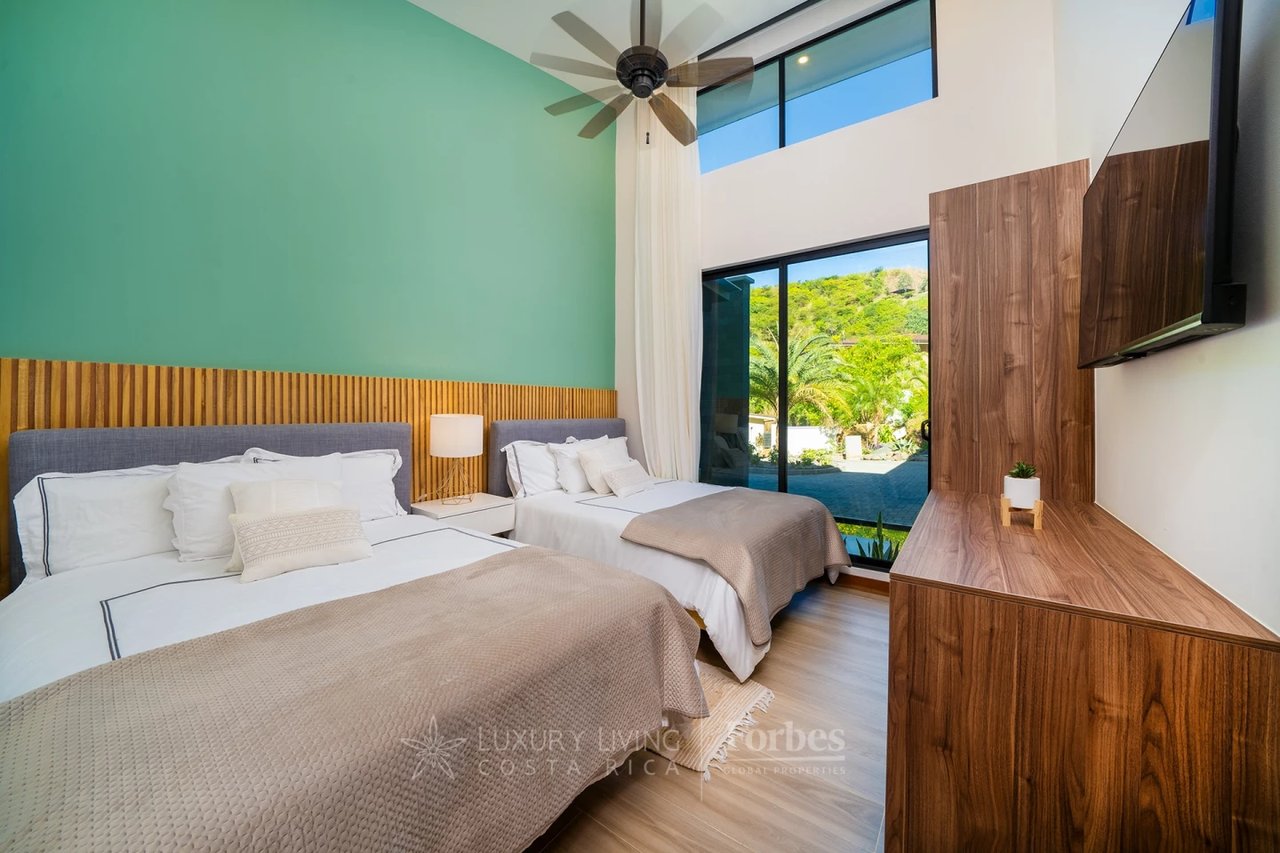 20702 - Contemporary Luxury with Ocean Views in Playa Flamingo