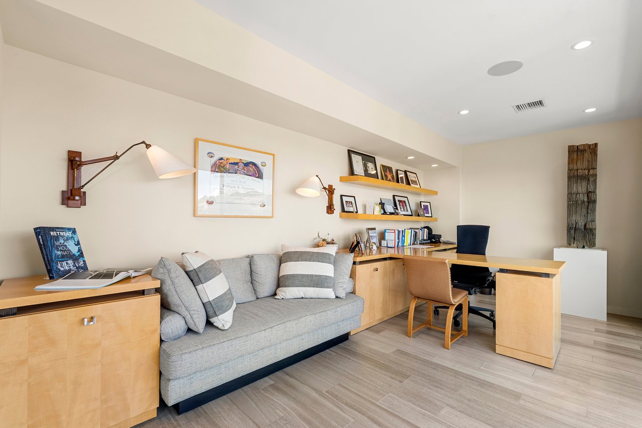 1364 Angelo Dr, BHPO