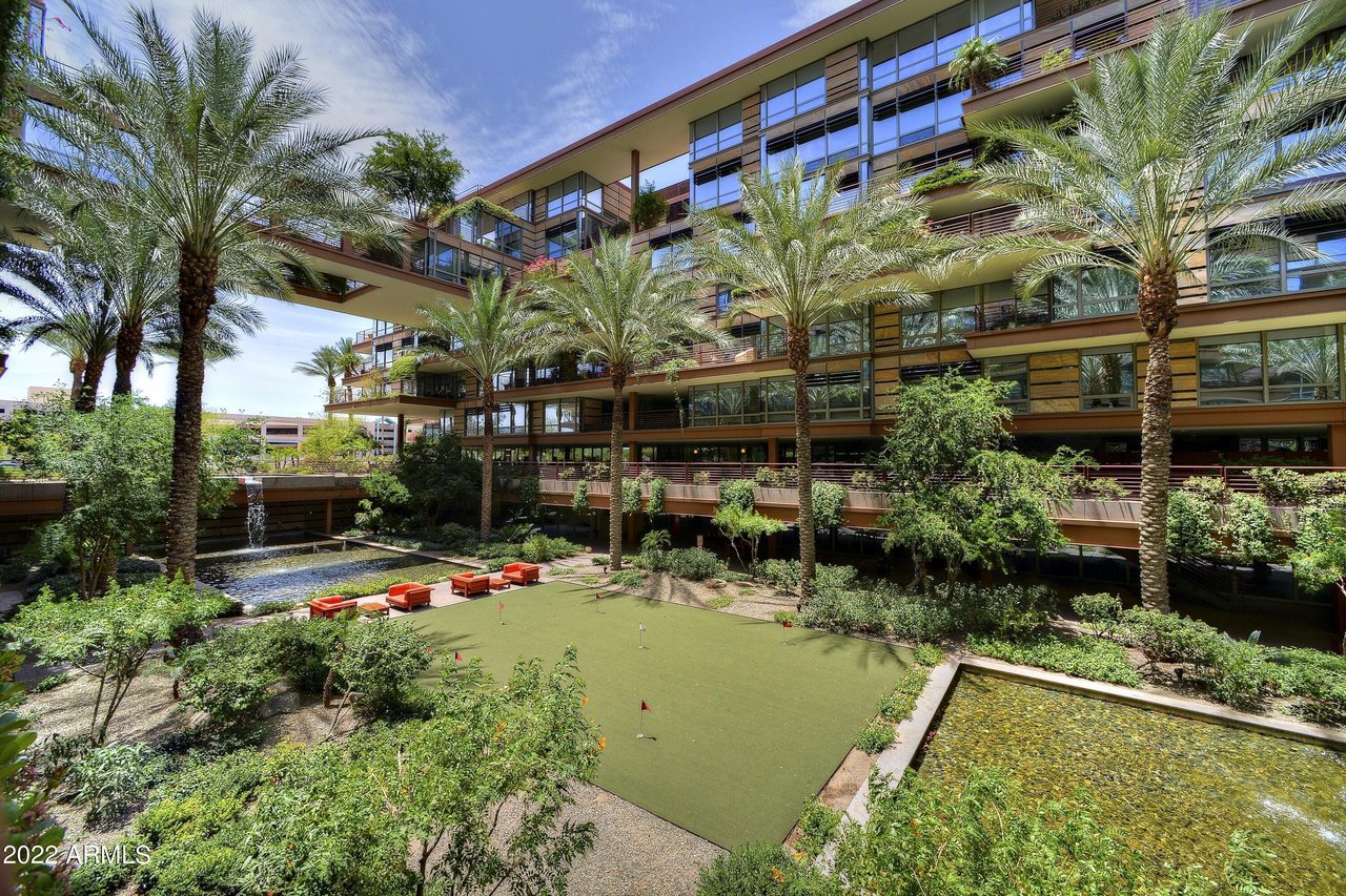 7151 E Rancho Vista Dr, #3001