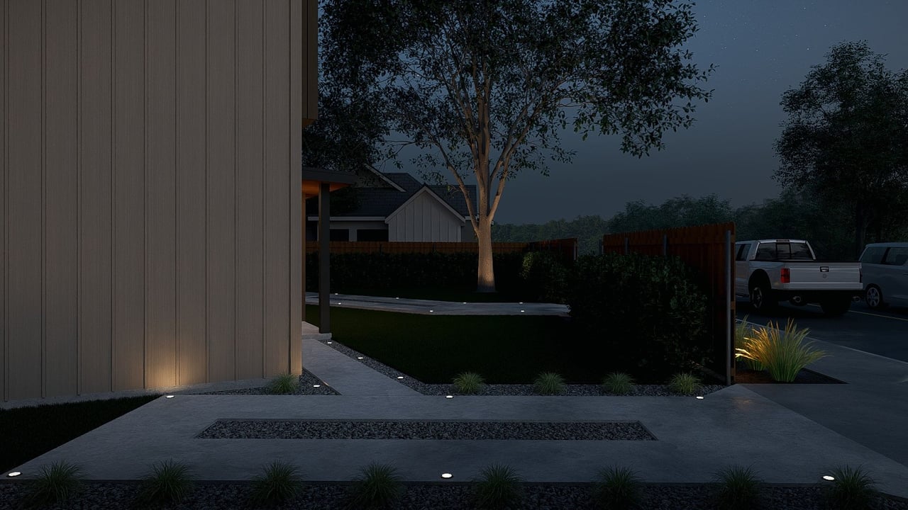 1813 E 38th St 1/2 #2B