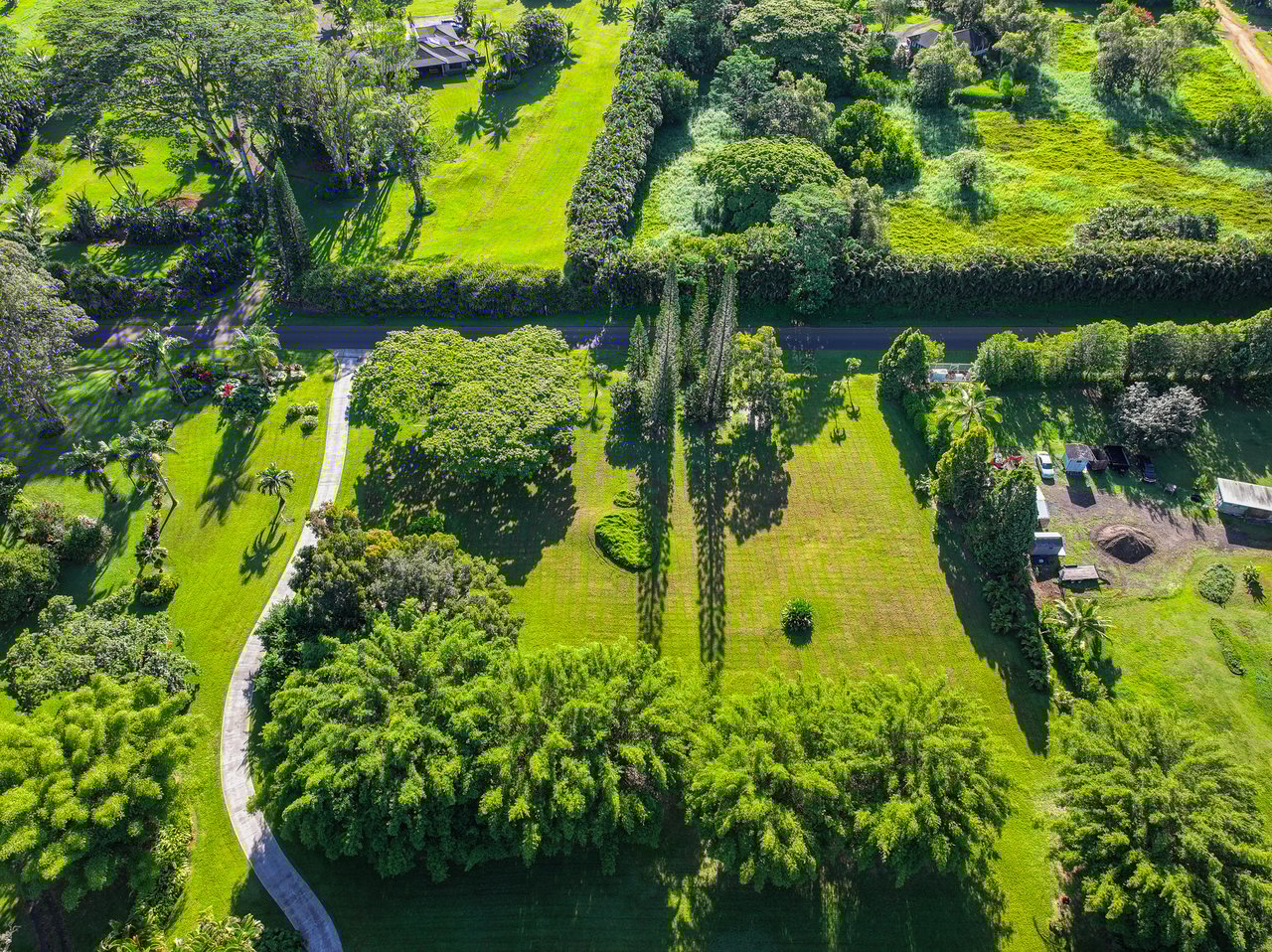 Kahiliwai Ridge: What It’s Like To Live on Kahiliholo Road