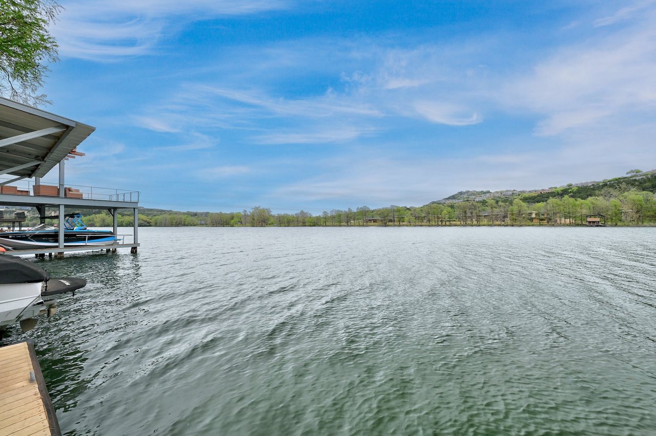Westlake Waterfront Bungalow