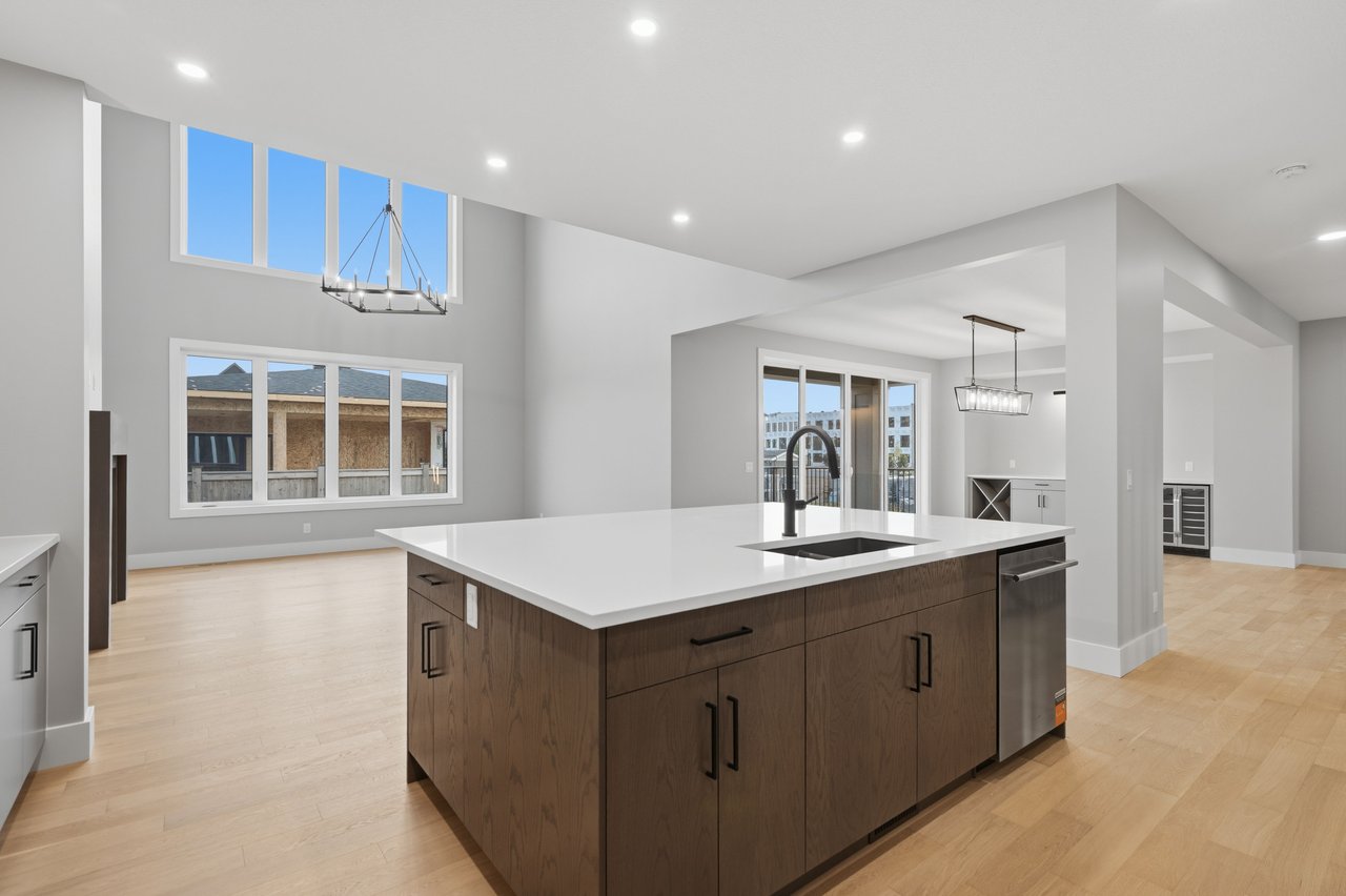 116 Greenwich Heath NW