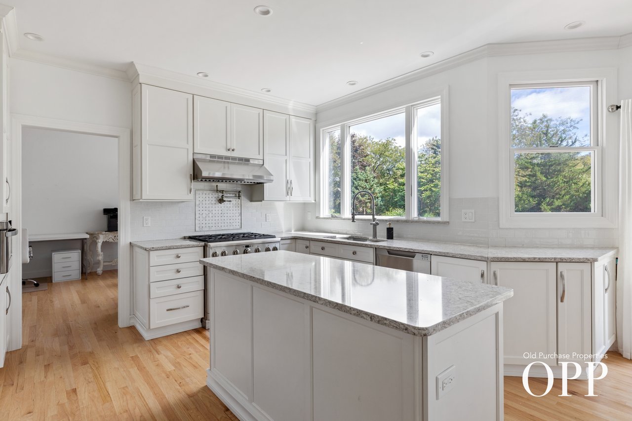 1.28 Acres of Updated Living in Brookhaven Hamlet