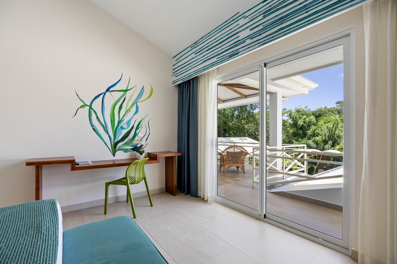 Casa Karibe | Vibrant 5-Bedroom Caribbean-Inspired Villa with Pool in Gated Tamarindo Community