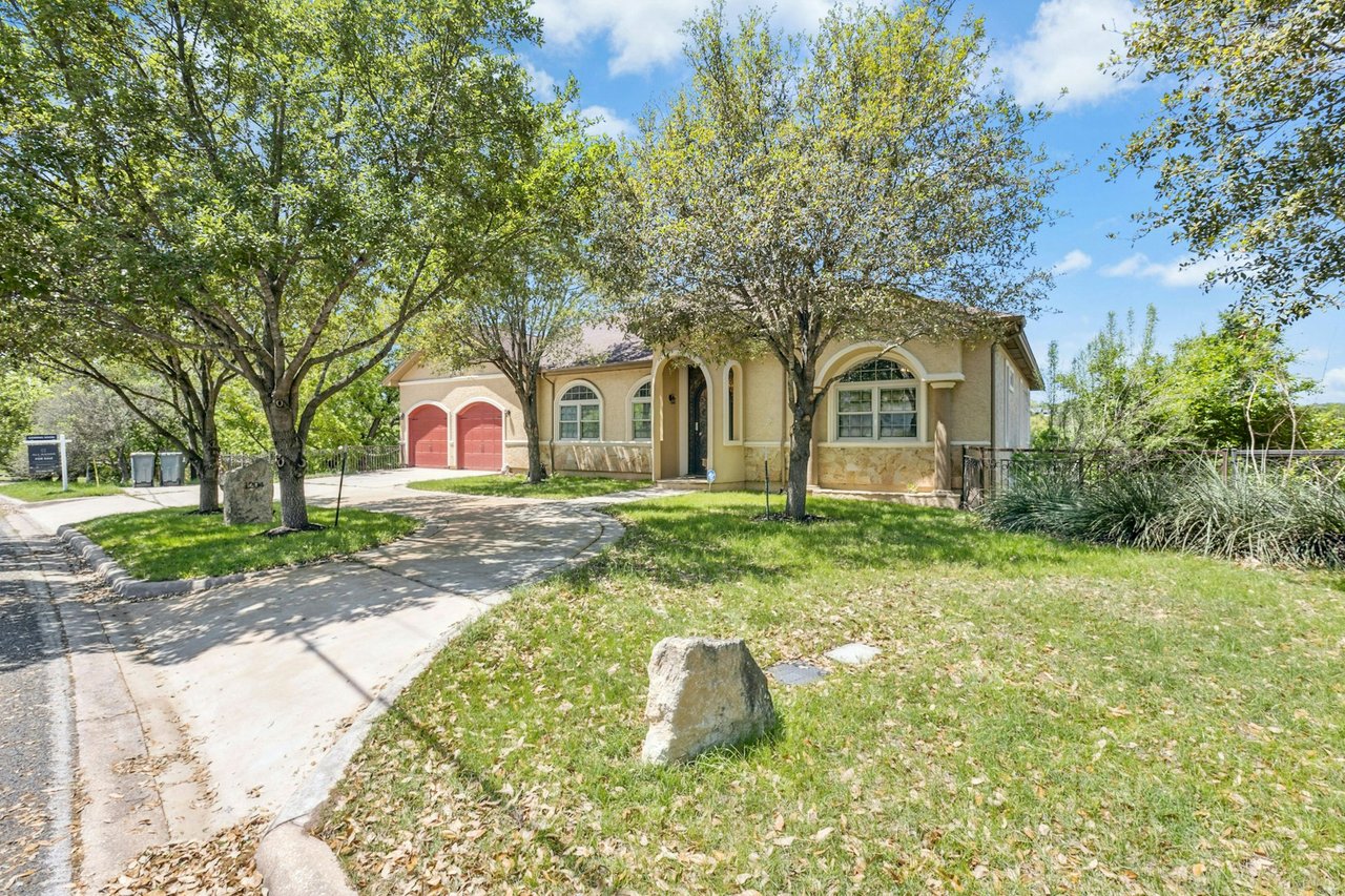 Pre-MLS Open House This Saturday 2-5PM!