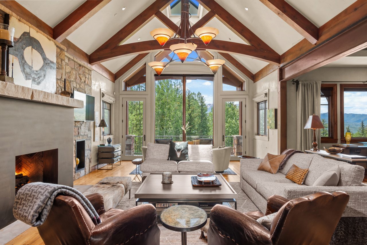 863 Hunter Creek