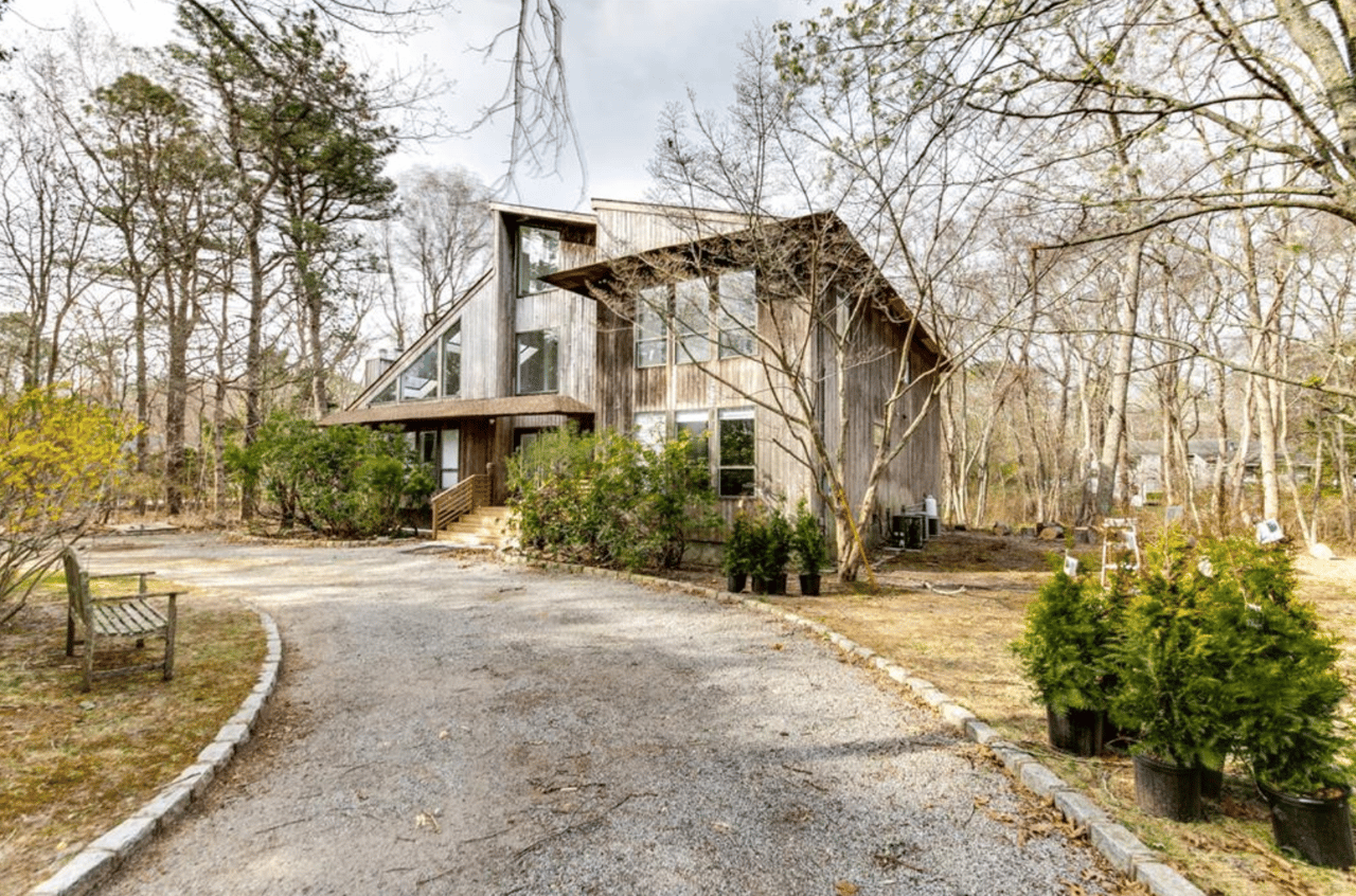 65 Old Country Road, East Quogue, NY 11942