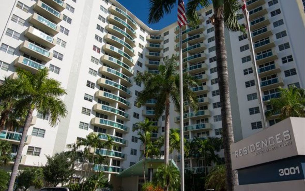 Residences on Hollywood Beach