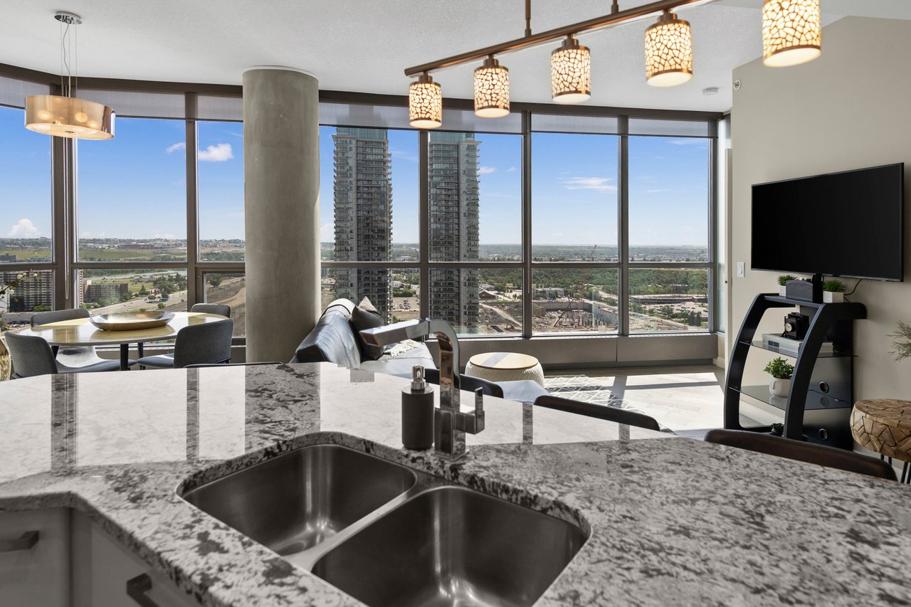 225 11 Avenue SE Unit: 2605