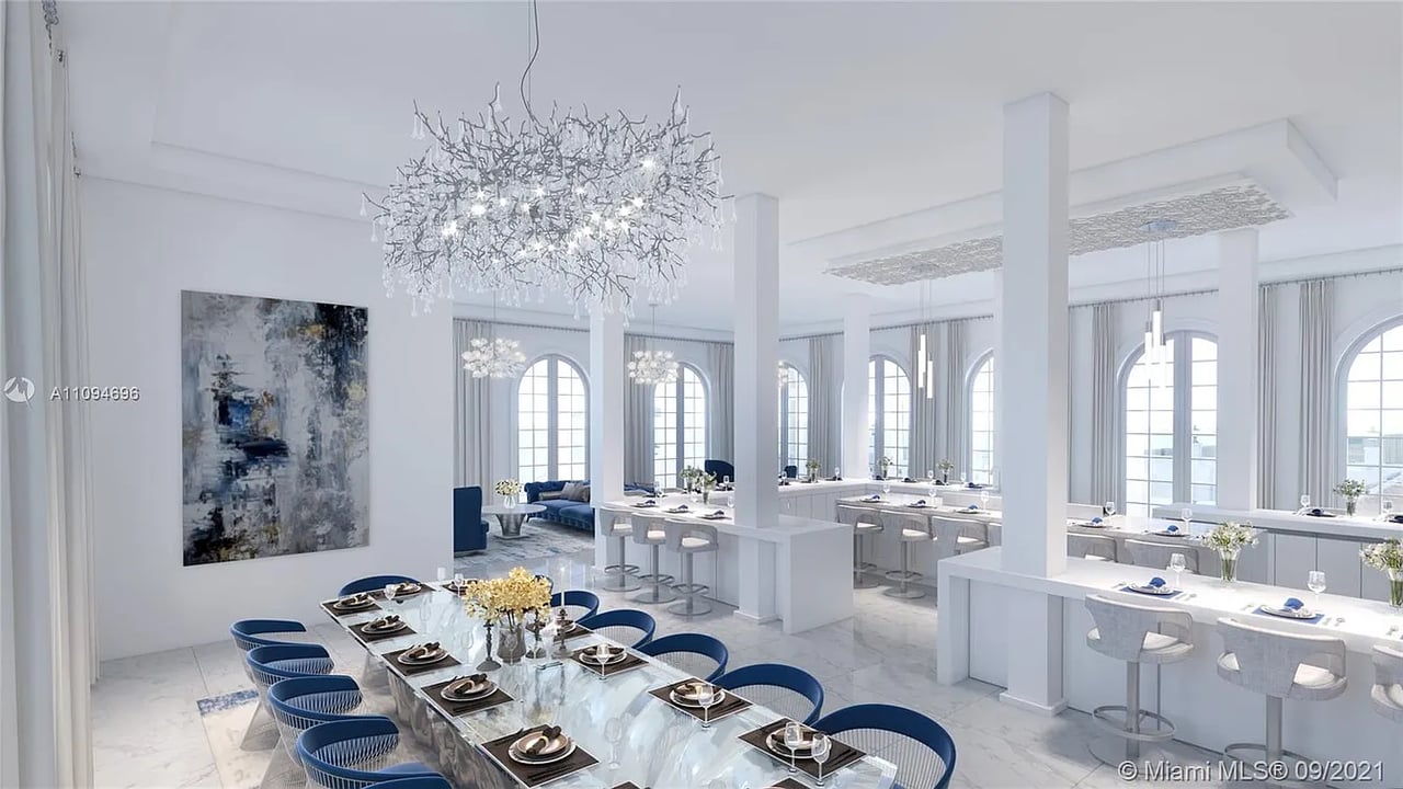 5465 Pine Tree Dr