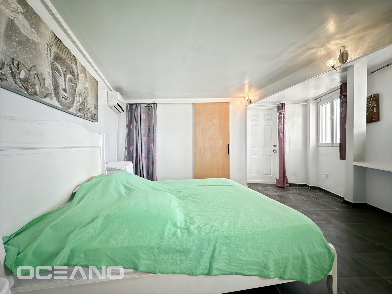 EXCLUSIVE : Set of 2 Apartments (T3 & T2) with Terraces - Charm and Investment Potential