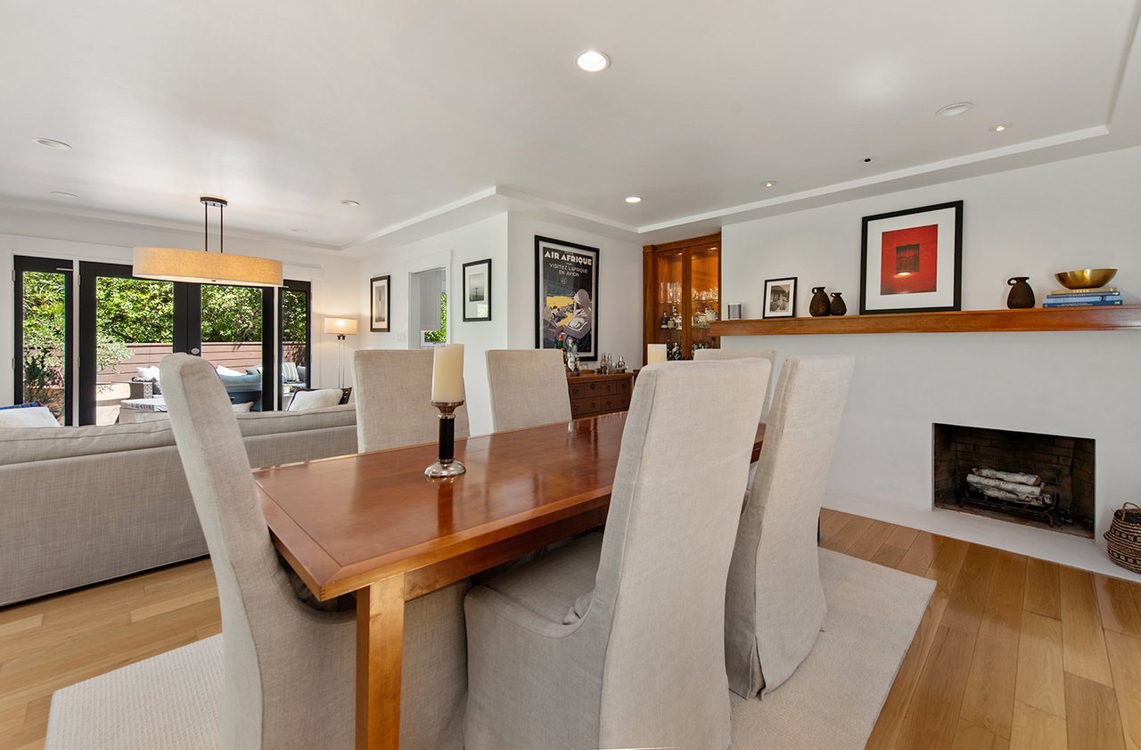 17 Nassau Ct
