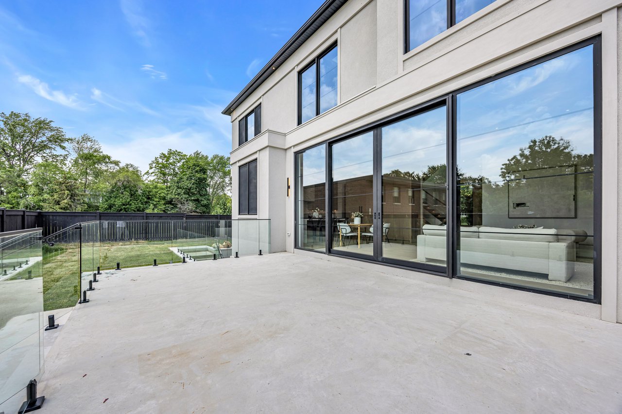 152 Third Line, Oakville
