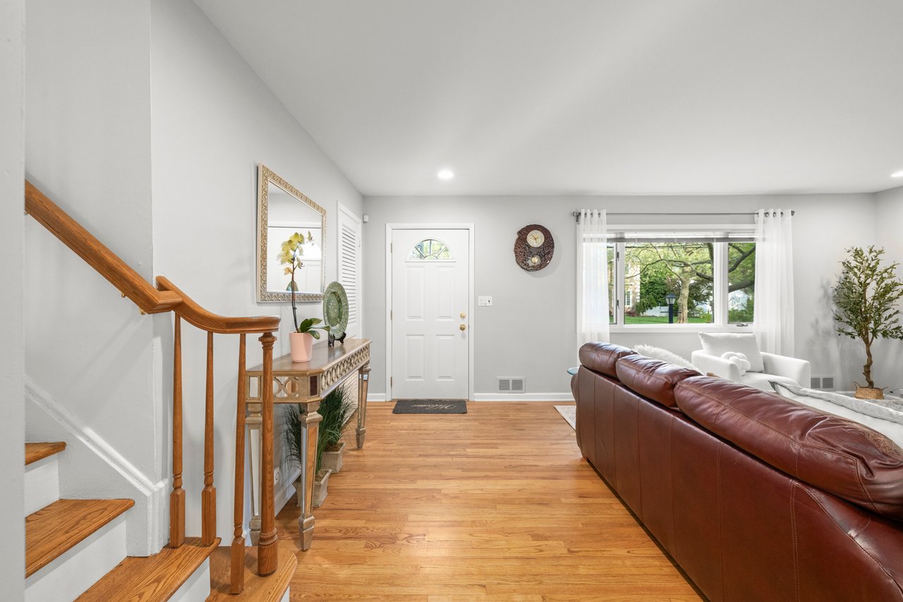 7 Kinkead Dr, Livingston