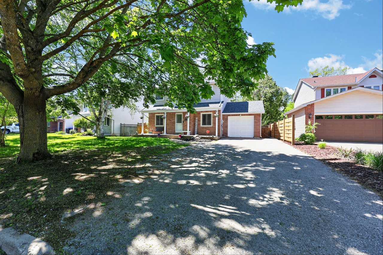 990 Anna Maria Ave