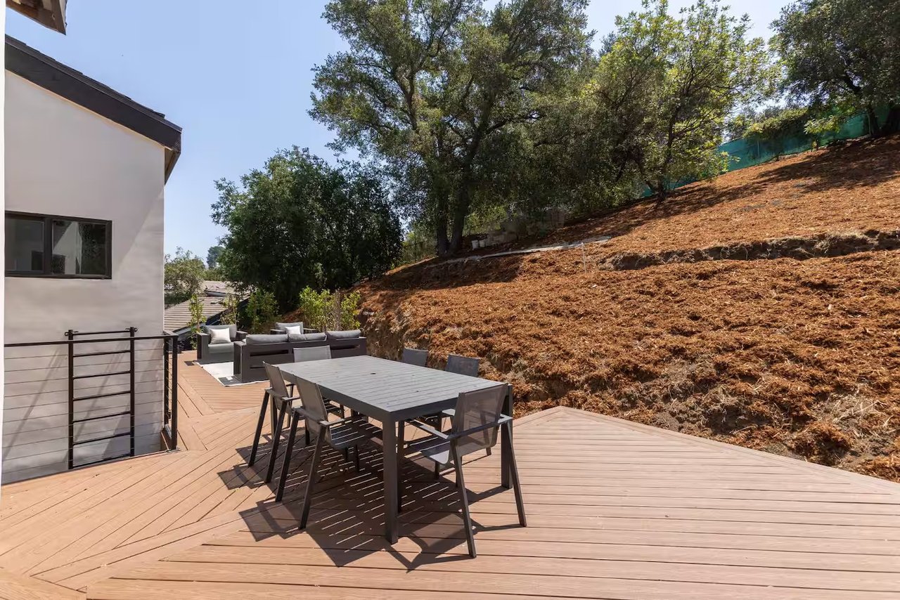 Casa Eleanora by Oraklus