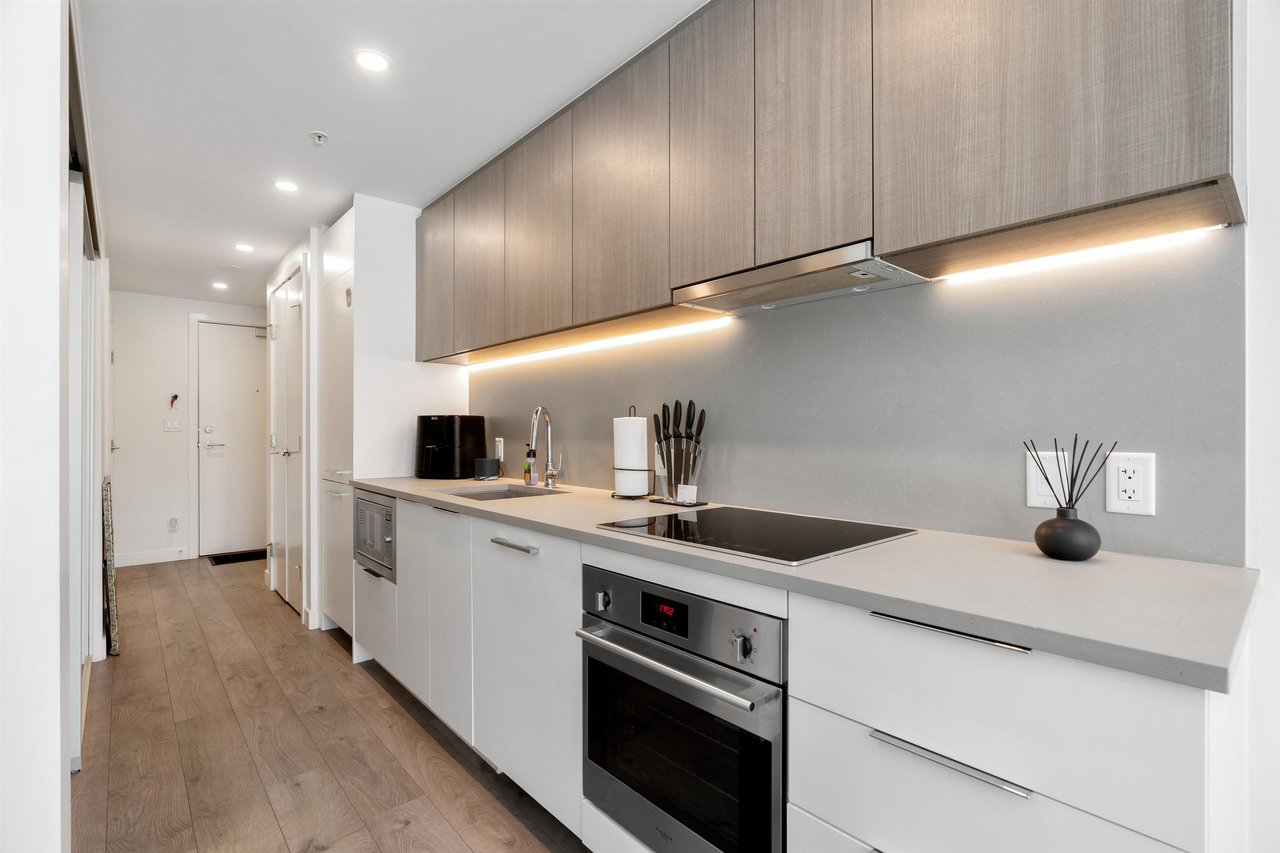 306-13318 104 Ave
