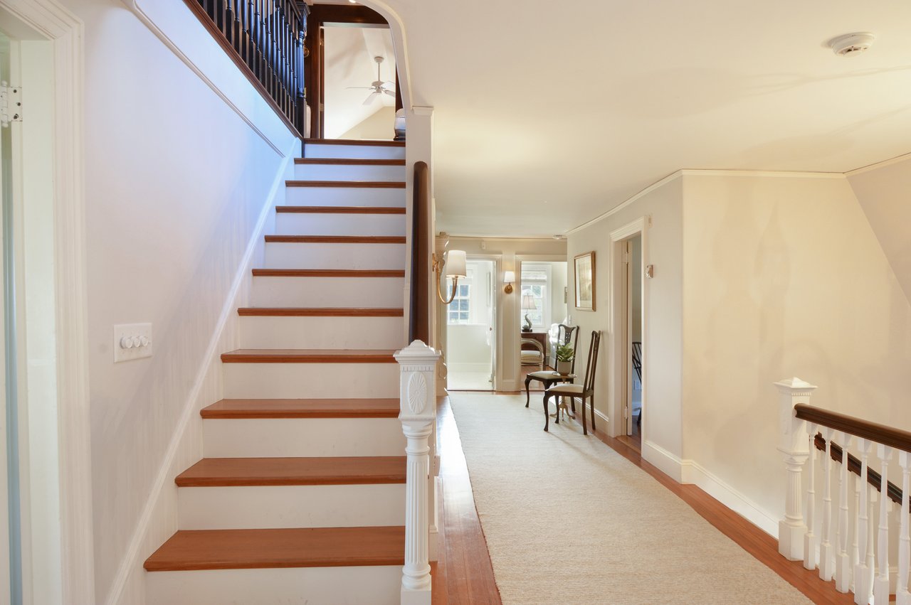 Classic Hyannis Port Grandeur with Timeless Coastal Elegance