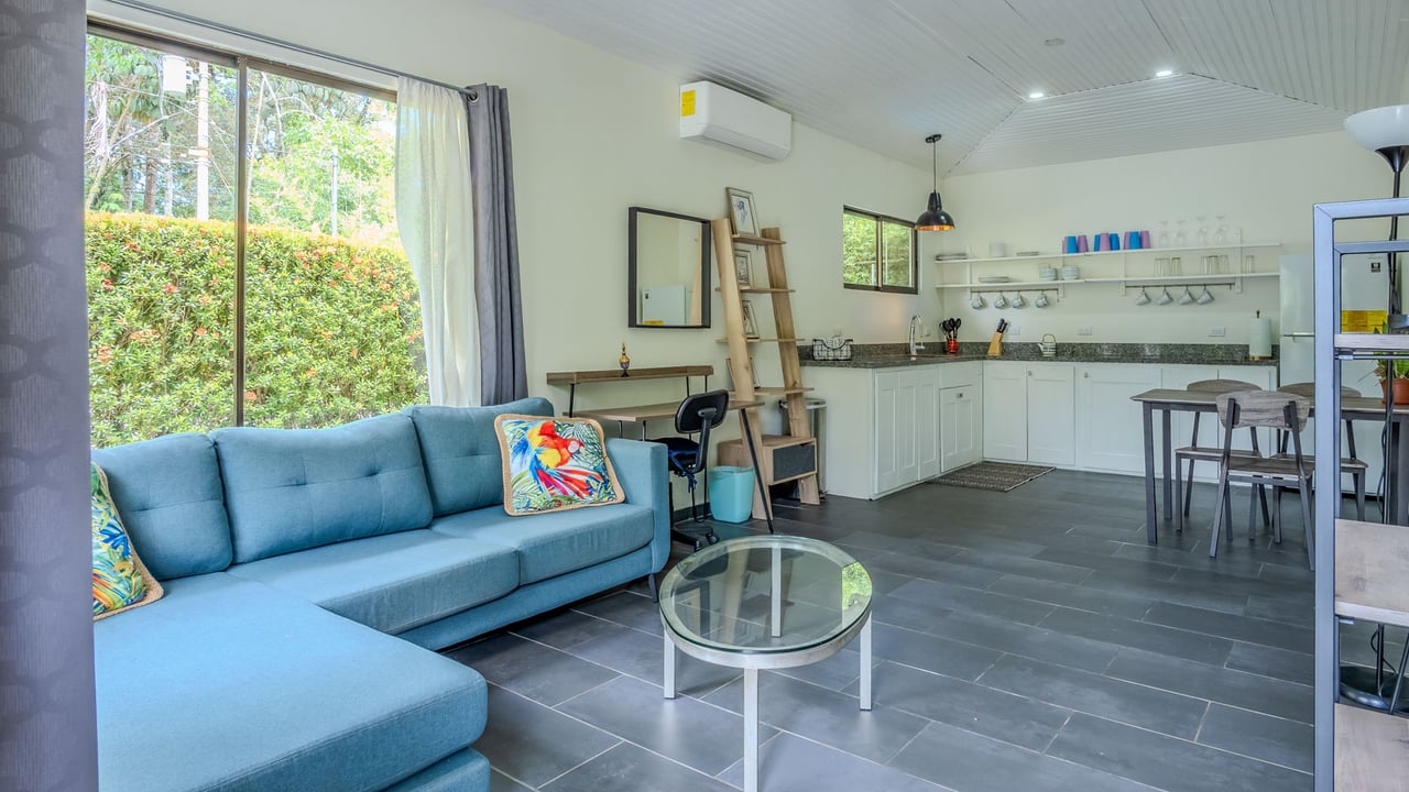 Tropical 3-Cabin Home with Pool and Gardens in the Heart of Uvita