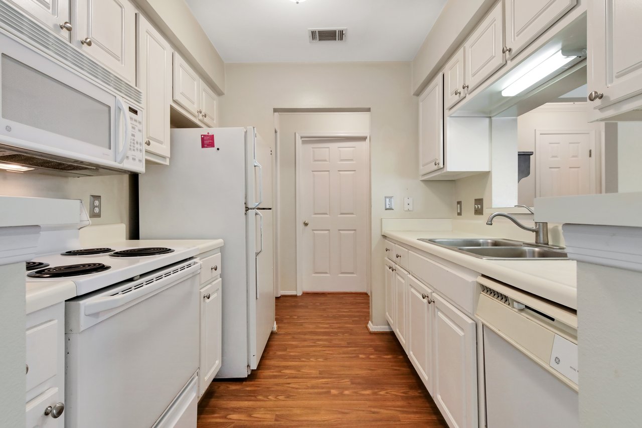 12300 Apache Ave APT 204