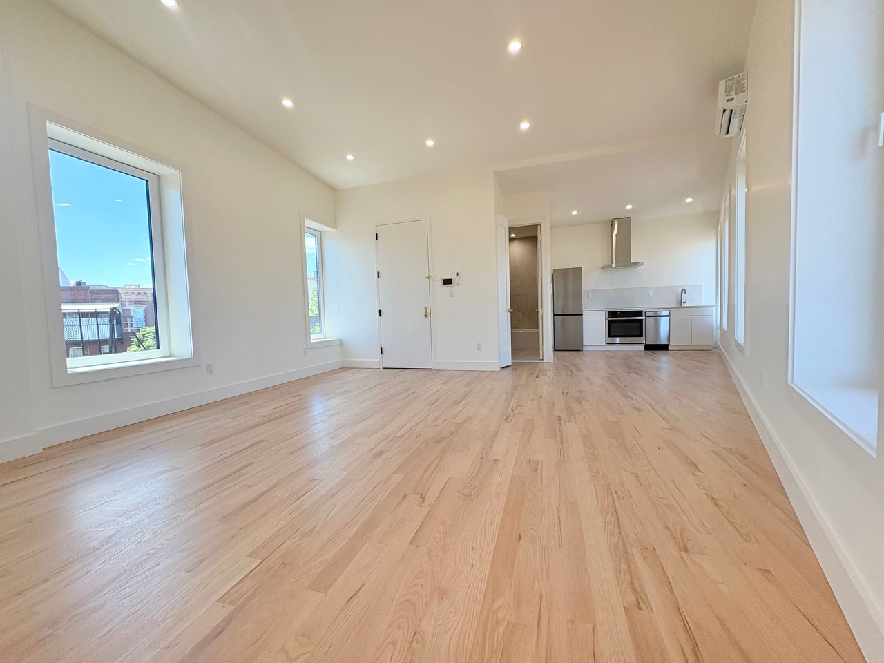 394 Broadway 4