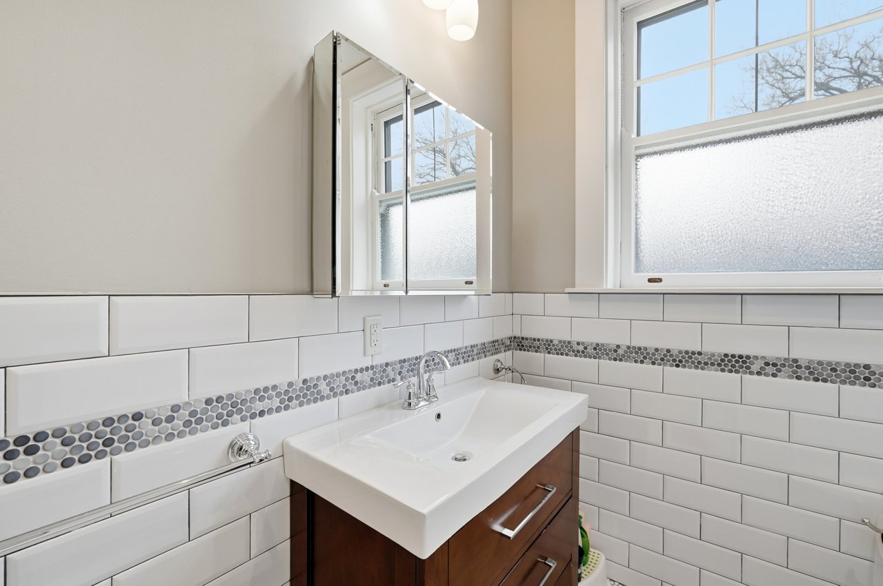 4009 Beechwood Avenue, Cincinnati, OH 45229 