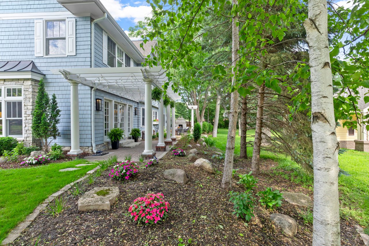 5229 Halifax Ave S, Edina