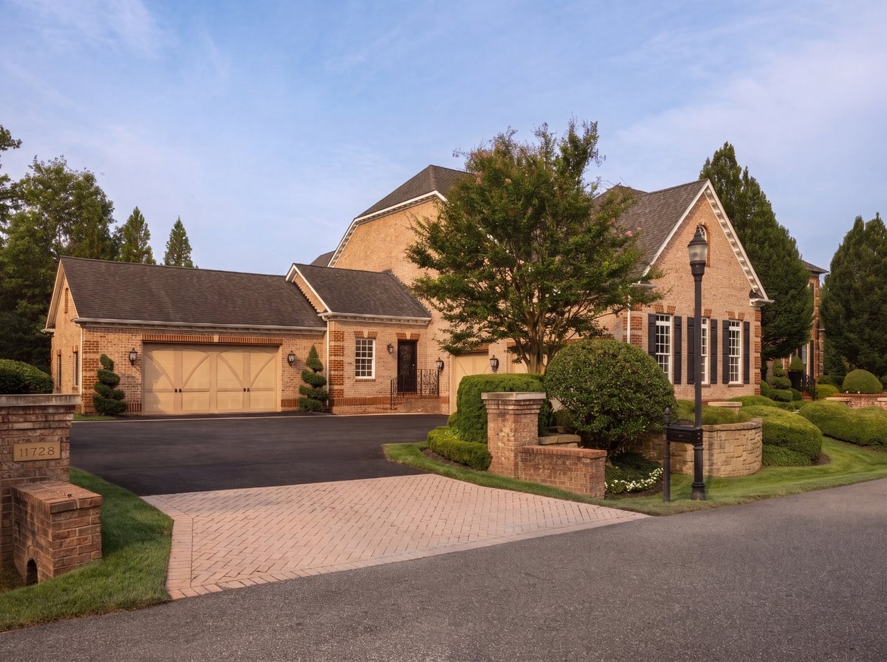 Woodthrush Lane