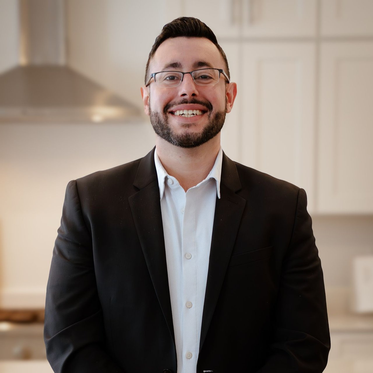 Alessandro Ragusa Hamilton, NJ Real Estate Agent Headshot