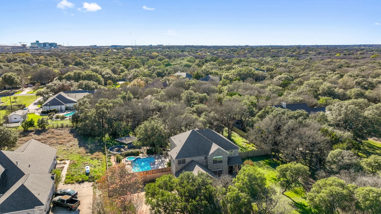 3813 McNeil Dr