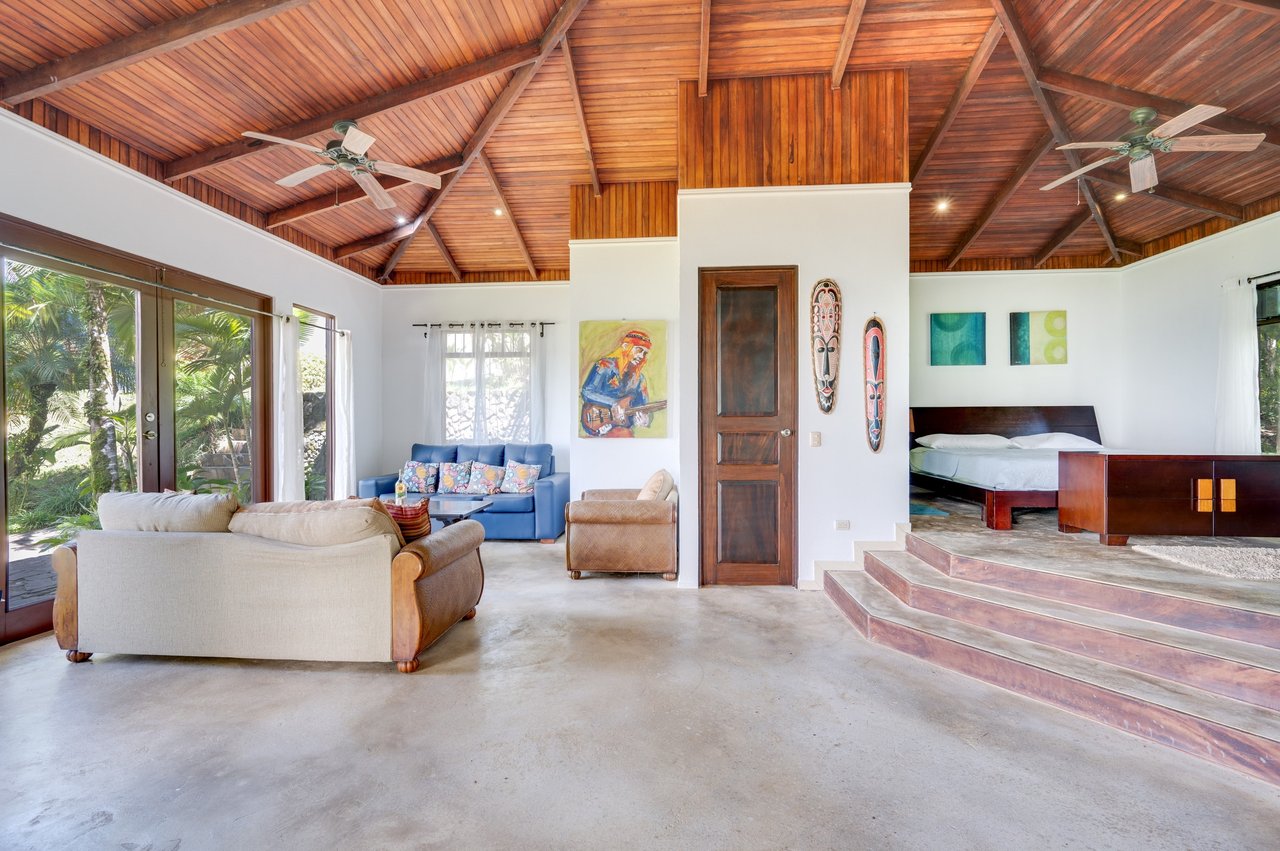Casa Blanca | Multi-Villa Estate with Lake Views - Nuevo Arenal