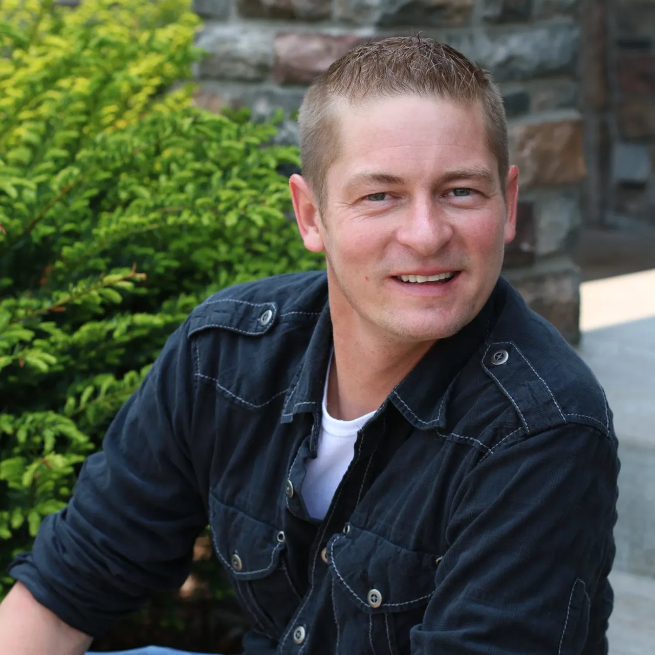 Dustin Nilsson North Branch, MN Real Estate Agent Headshot