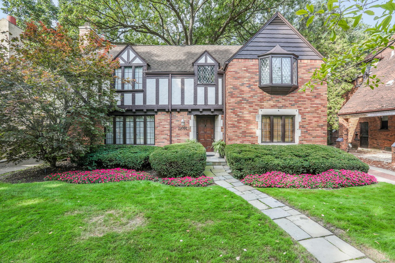 Updated Sherwood Forest house, once home to infamous Detroit heroin dealer, quickly sells for over asking price