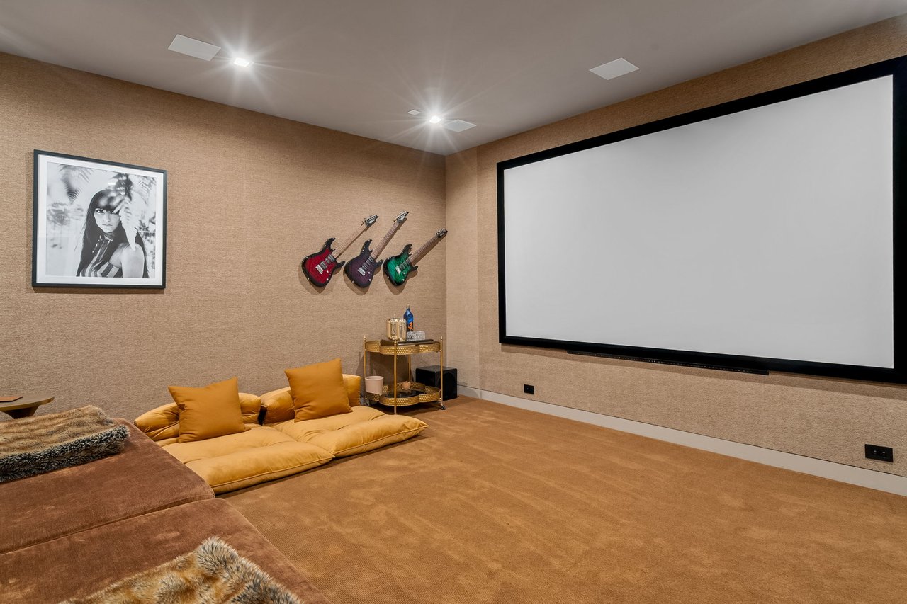 1030 Somera Road, Bel Air