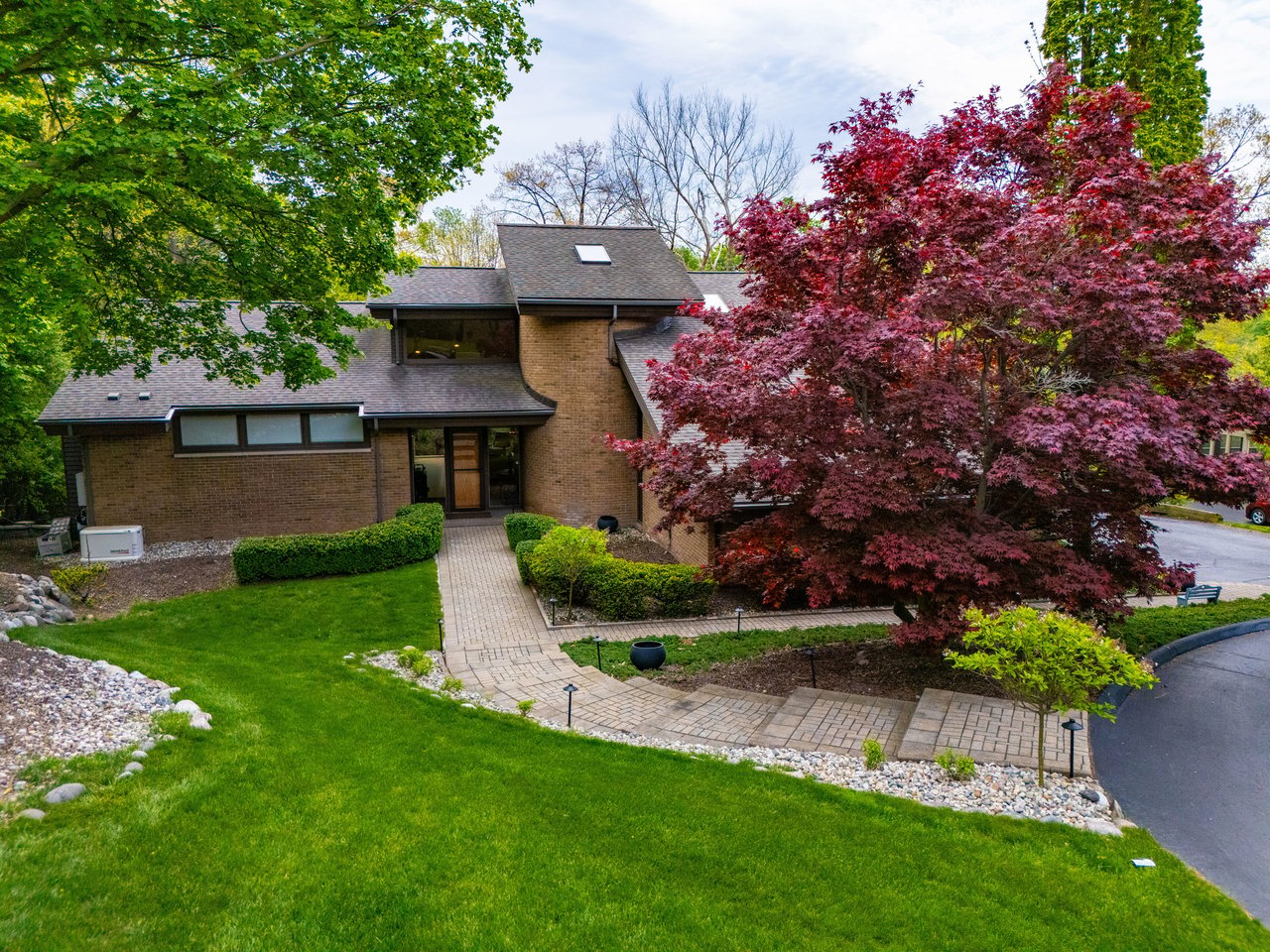3075 Chestnut Run Dr