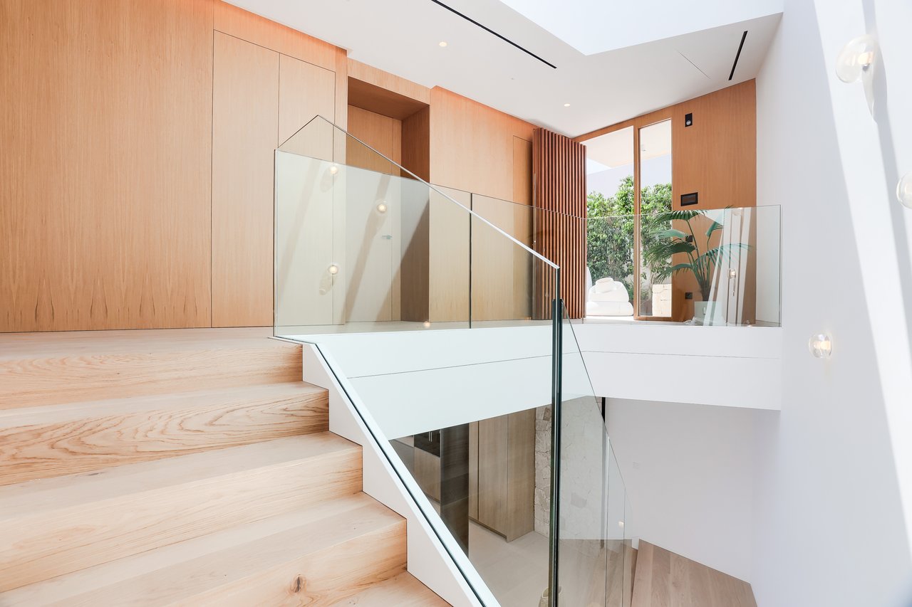 Modern Villa in The Exclusive El Toro Community