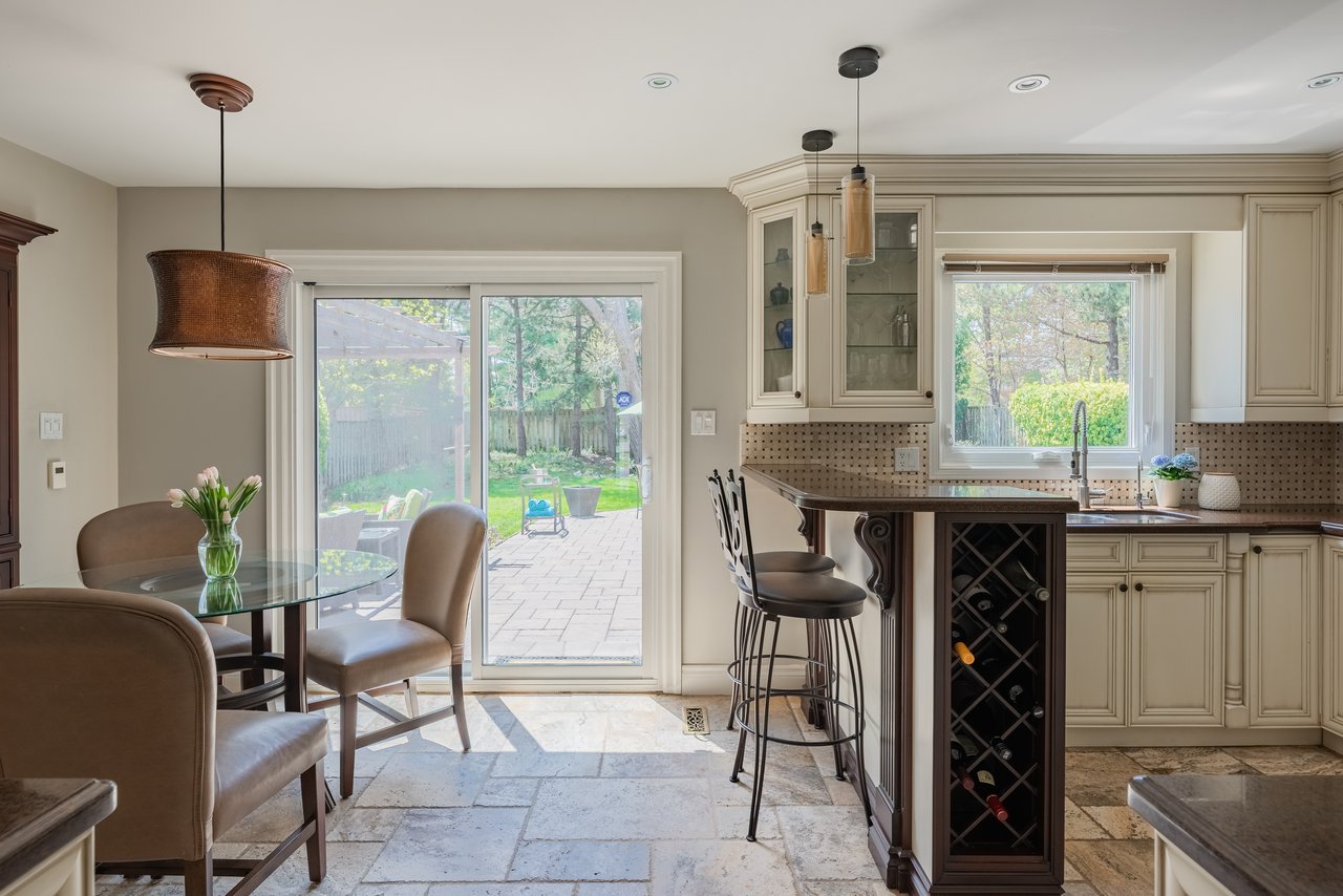 Family Oasis in Ford
