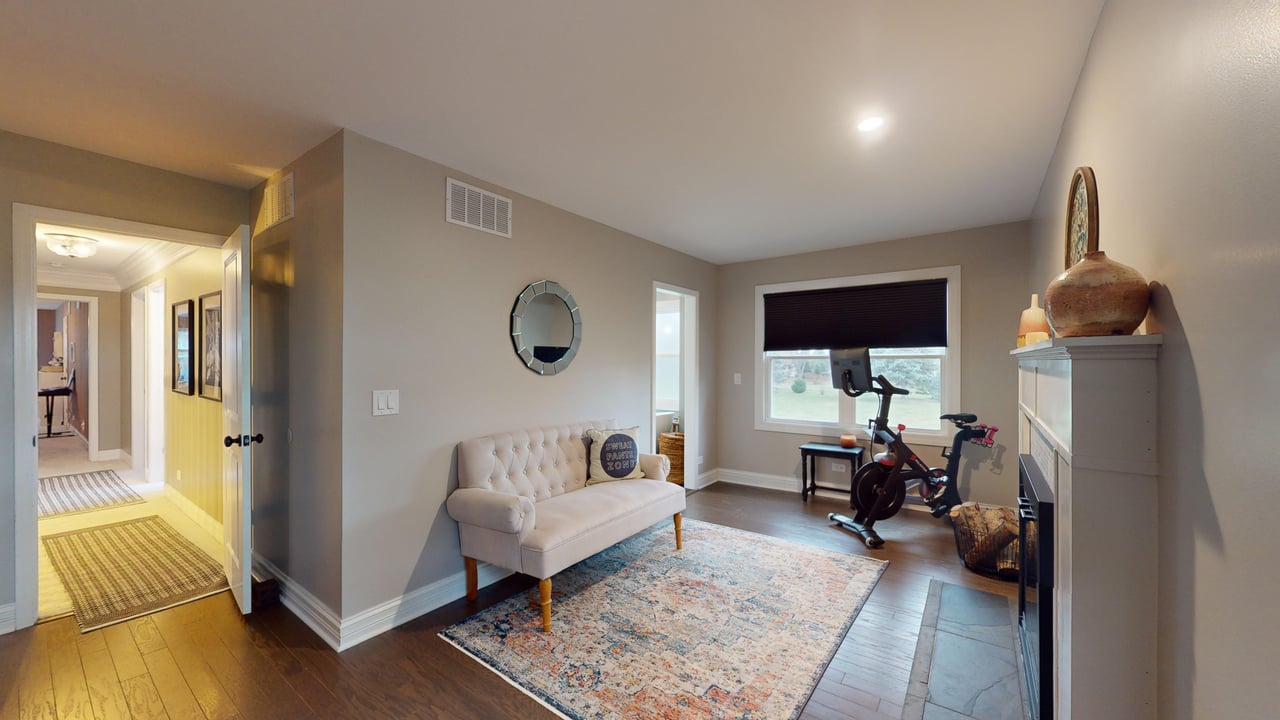 7N108 Hastings Dr 