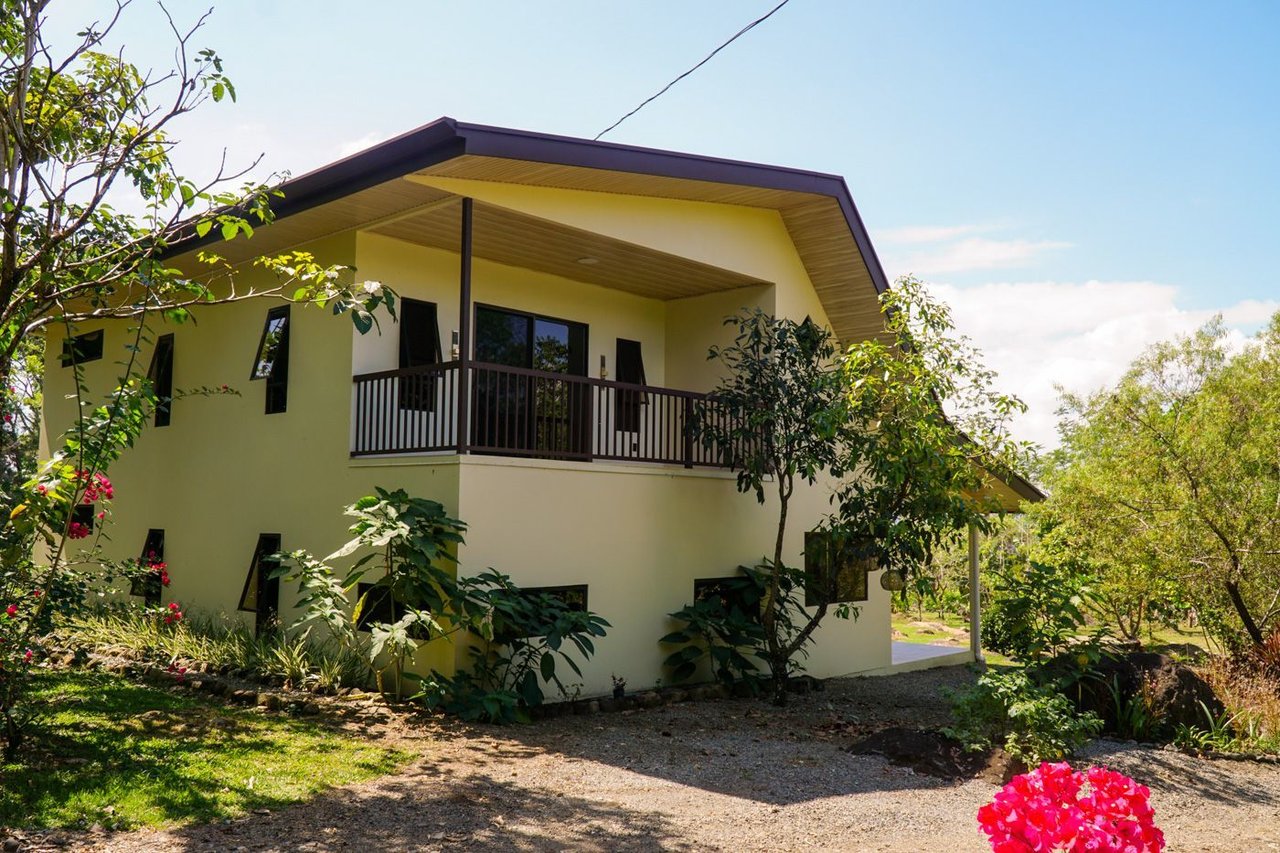 Creekfront Country Acreage Home, Perez Zeledon, San Jose