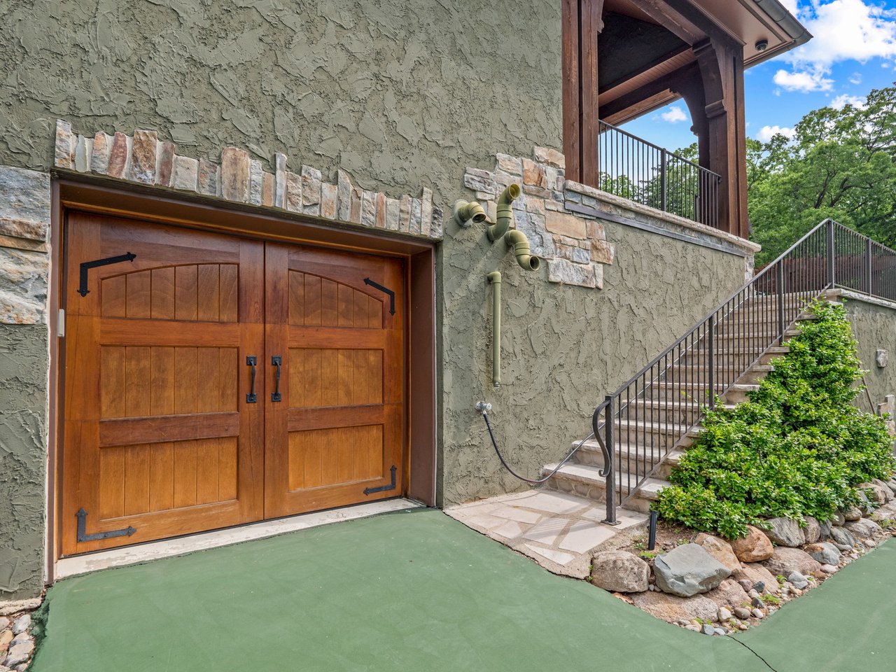26565 Scenic Drive