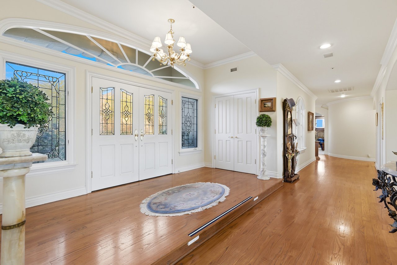 1673 Crown Ridge Court