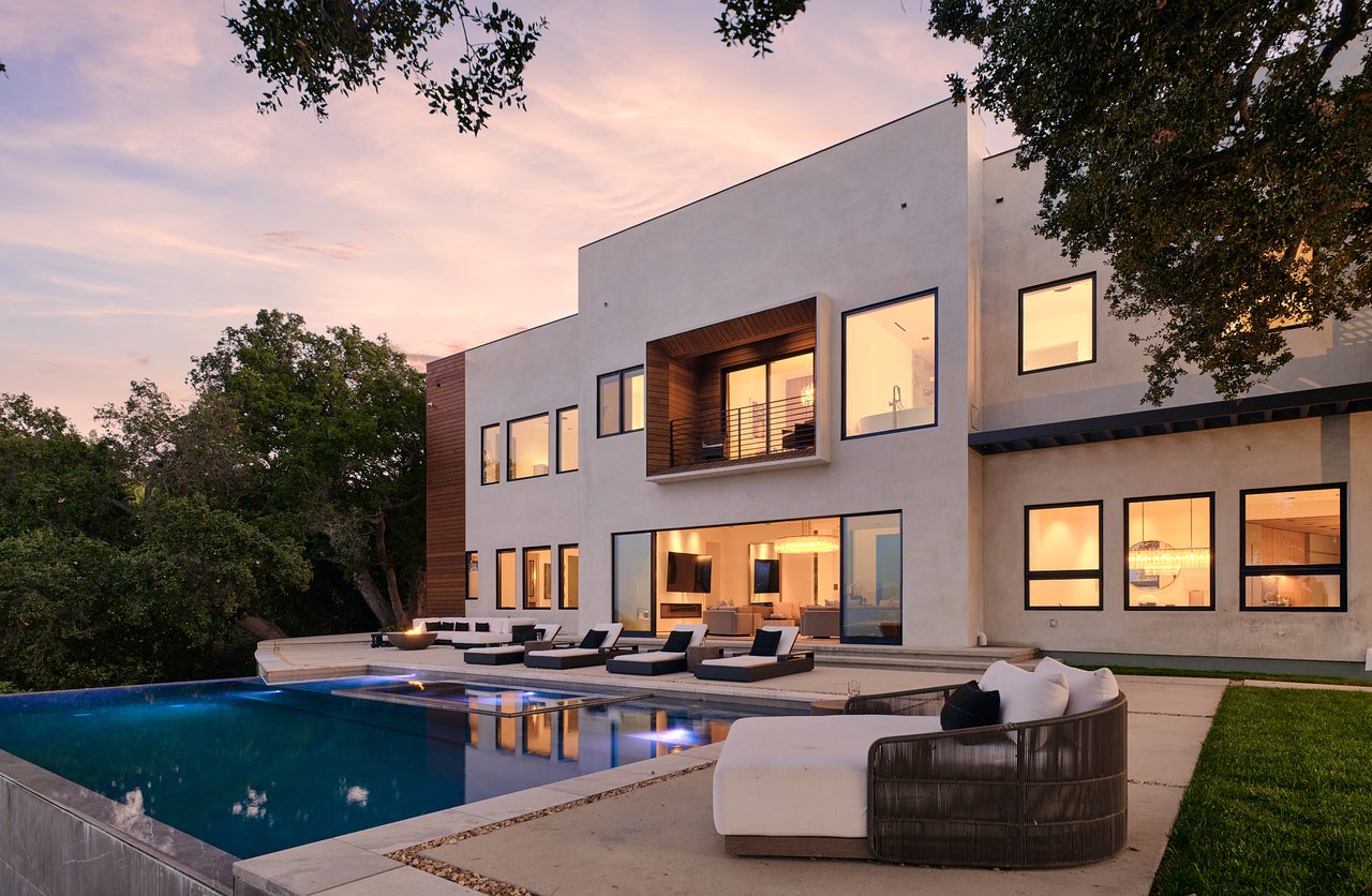 13331 Mulholland Dr, Beverly Hills