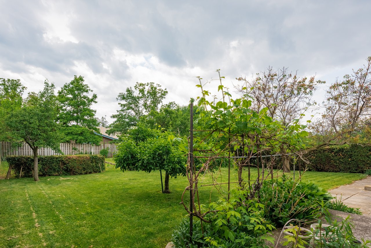 2468 Donnavale Drive