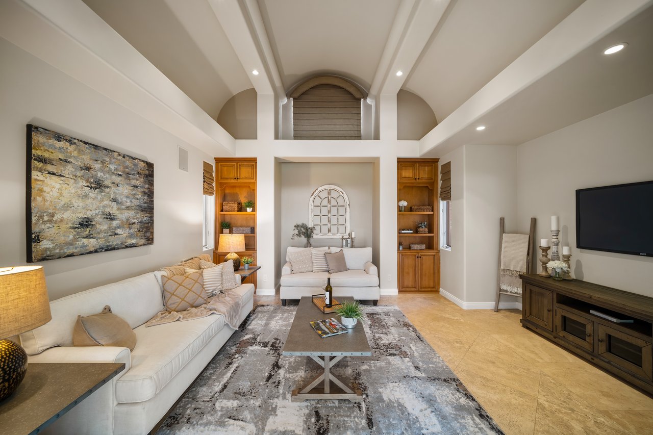 41555 Avenida Conchita