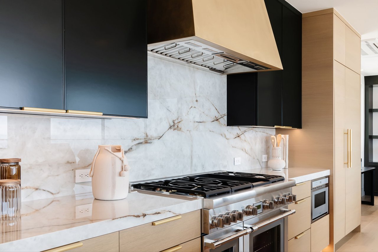 A Coastal Benchmark: Inside 316 32nd Street